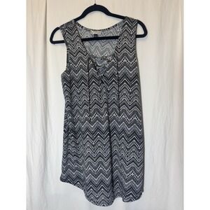 J Valdi Woman‎ Black White Herringbone Zig Zag Sleeveless Tank Blouse AA4